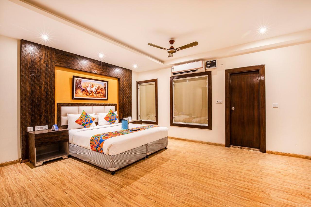 Fabhotel Shoba Estate Delhi Airport New Delhi Buitenkant foto